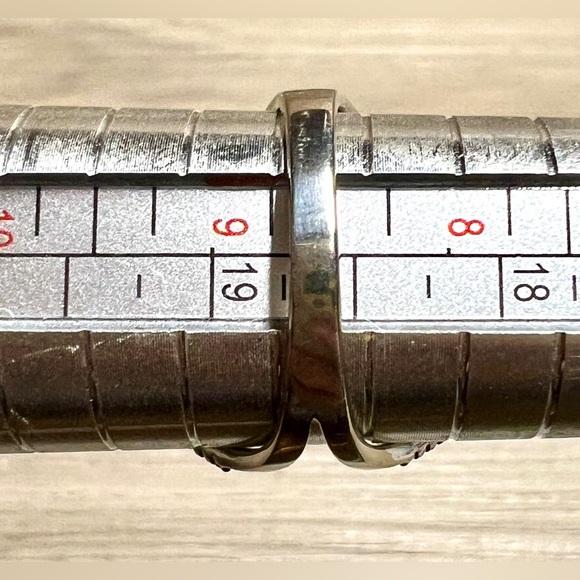 Jade of Yesteryear Sterling Silver Charcoal Jade & CZ Open Band Ring, Size 8.5 - Picture 10 of 10